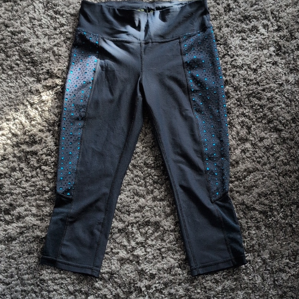 Xersion Capri Leggings